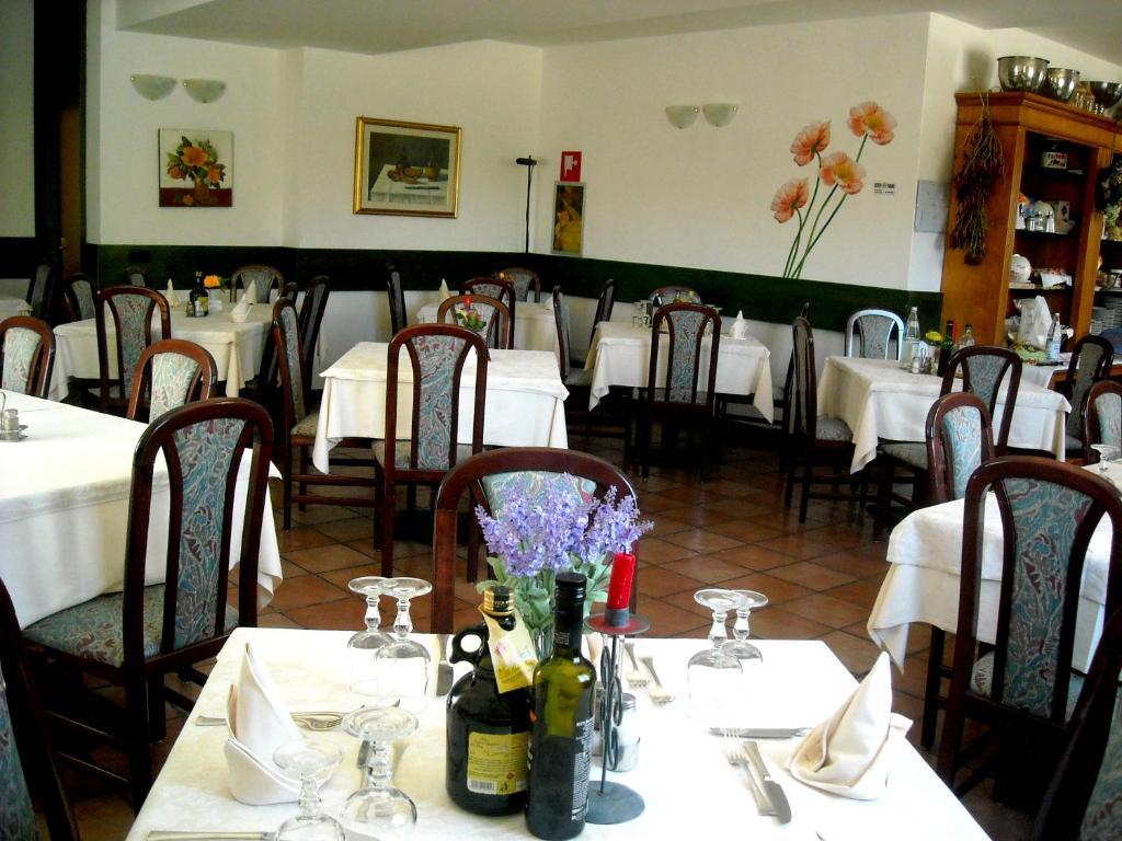 Hotel Faedo Pineta Екстер'єр фото