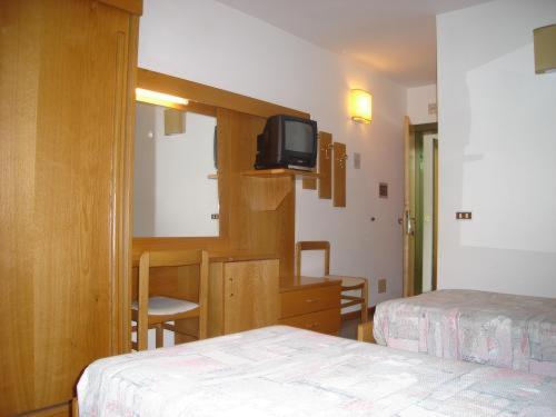 Hotel Faedo Pineta Екстер'єр фото